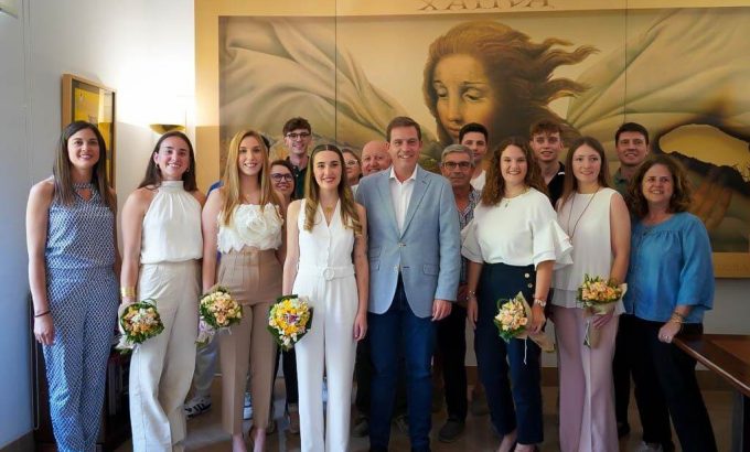 imgi_12_reina-cort-1024 imgi_12_reina-cort-1024